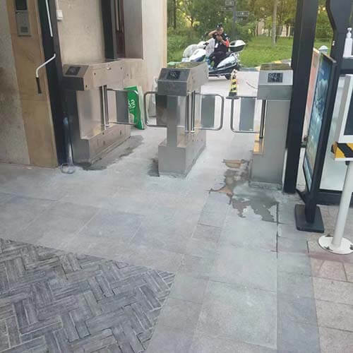 行人道闸刷卡系统怎么用，行人道闸刷卡系统扫码错误