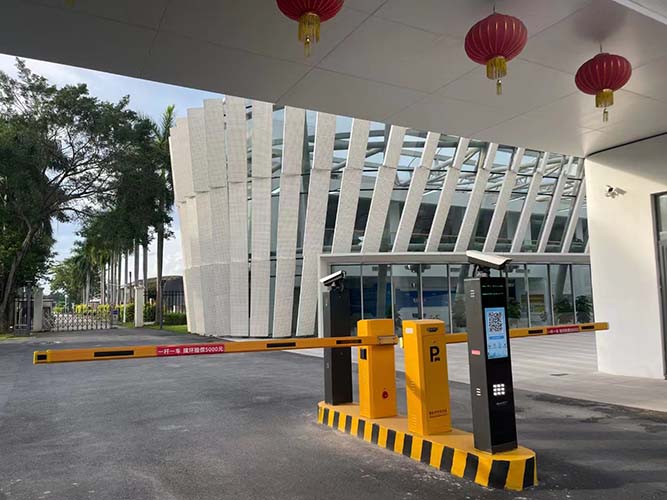 防撞杆自动道闸系统-直杆自动道闸系统-停车场车牌识别